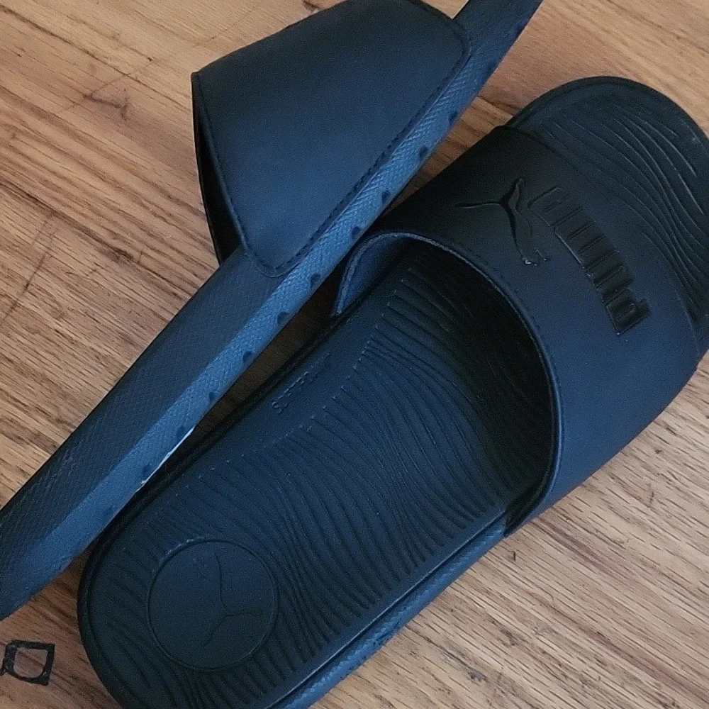 Puma Slides - Picture 4 of 7